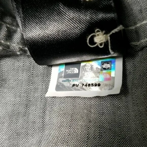 The North Face Men's Casual Button Up Grey Shirt Size XL - Picture 7 of 9